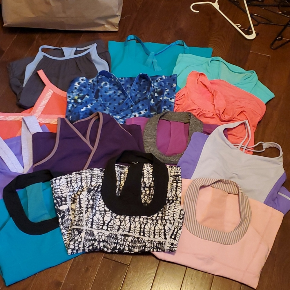 9 piece Lululemon tank top bundle!!